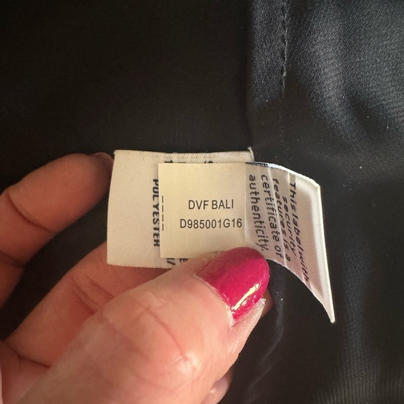 Diane Von Furstenberg Bali Silk Chiffon Wrap Dress Sleeveless A-Line - Size 4 - Picture 14 of 16